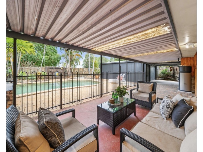 19 Hilldale Crescent, Morayfield QLD 4506
