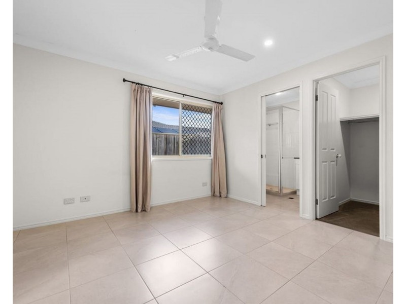 11 Northampton Court, Kallangur QLD 4503