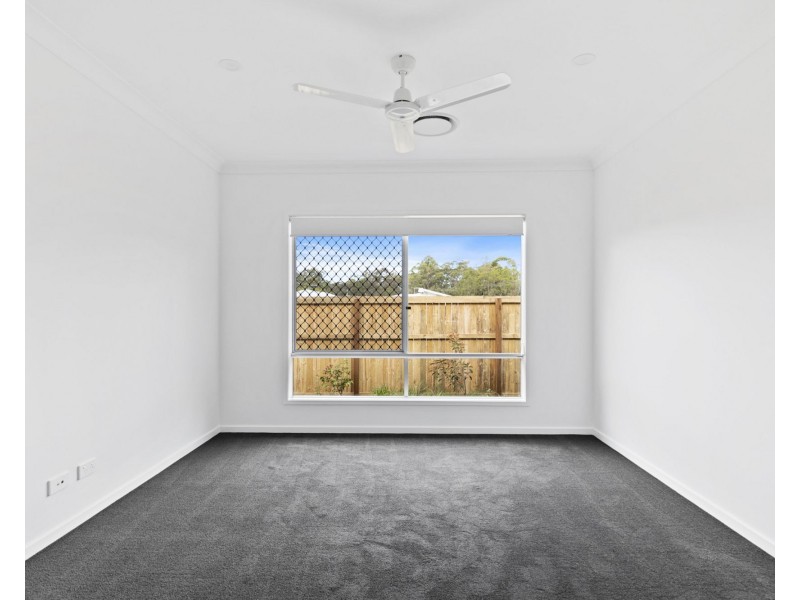 10 Carol Street, Morayfield QLD 4506