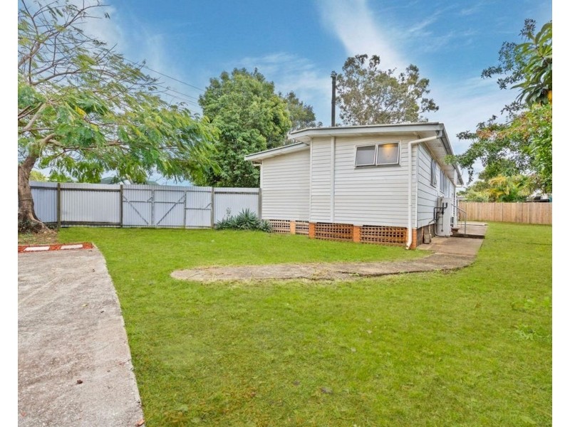 94 School Road, Kallangur QLD 4503