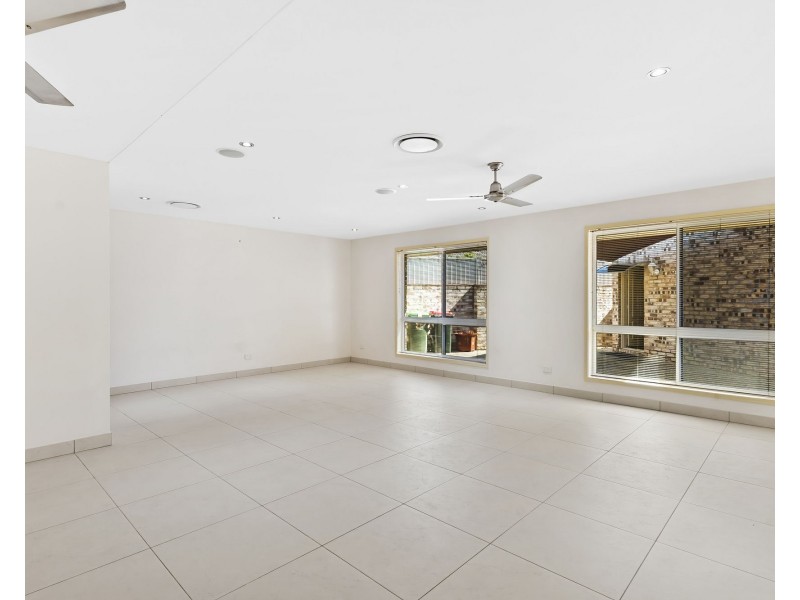 12 Keala Court, Banksia Beach QLD 4507