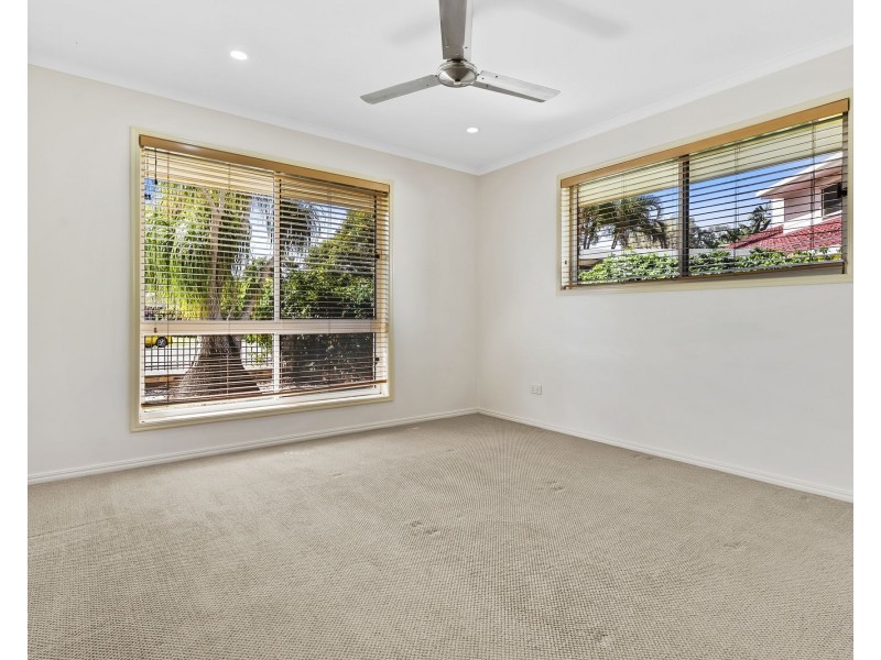 12 Keala Court, Banksia Beach QLD 4507