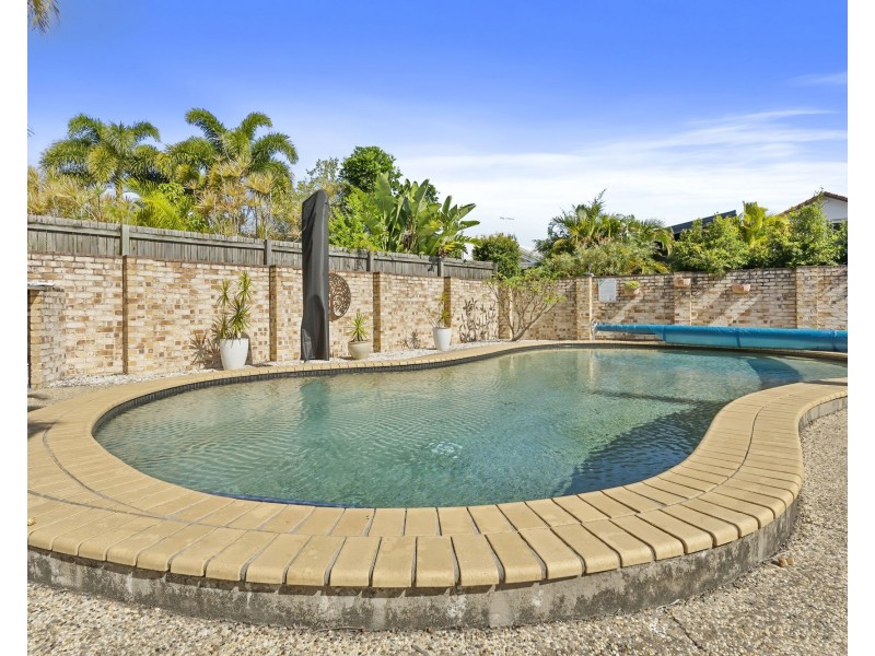 12 Keala Court, Banksia Beach QLD 4507