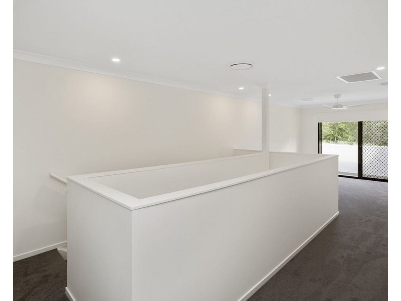 11 Coventry Lane, Joyner QLD 4500