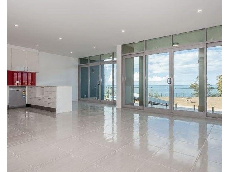 5 133 Flinders Parade, Scarborough QLD 4020
