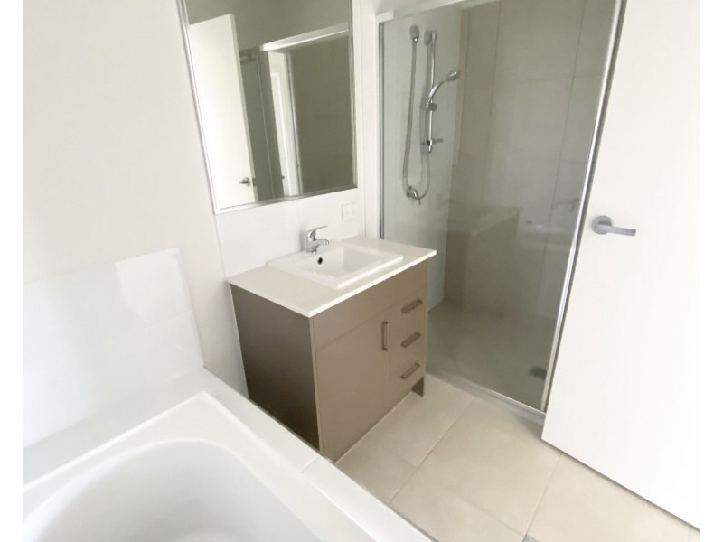 2 36 Celebration Crescent, Griffin QLD 4503