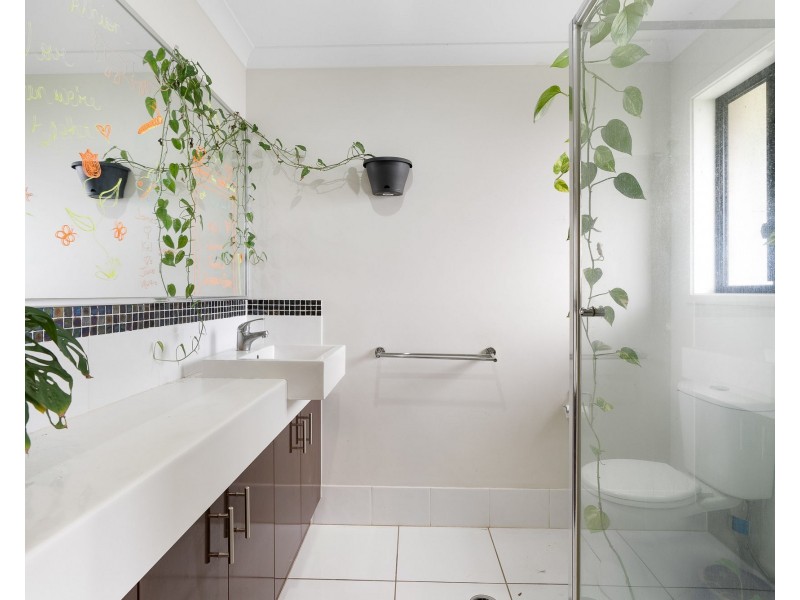 6 Miers Crescent, Murrumba Downs QLD 4503