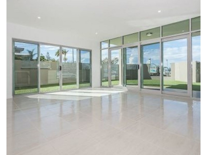 1/133 Flinders Parade, Scarborough QLD 4020