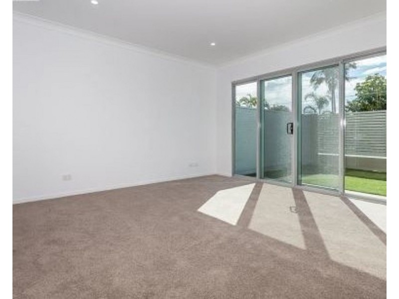 1/133 Flinders Parade, Scarborough QLD 4020