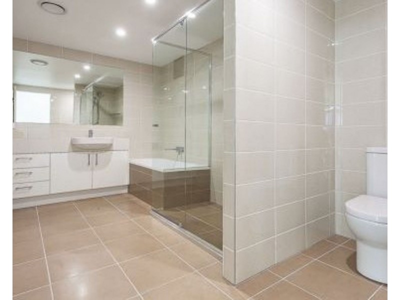 1/133 Flinders Parade, Scarborough QLD 4020