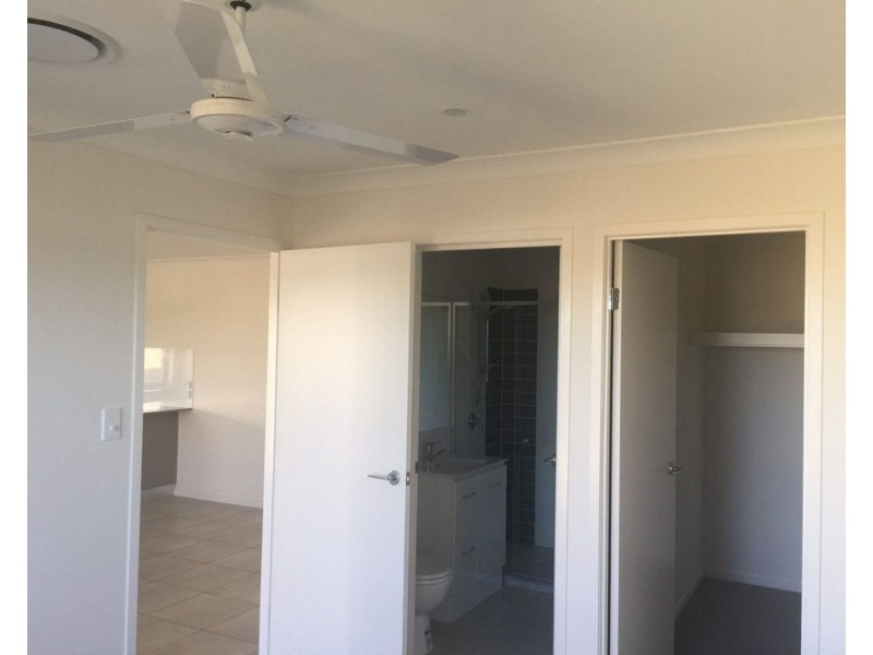 2/69 Coggins Street, Caboolture QLD 4510