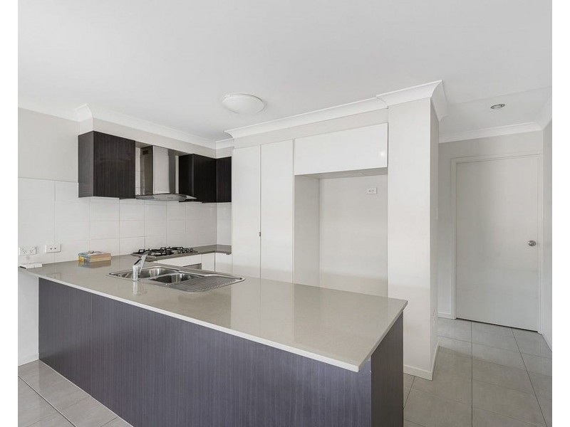 1/17 Birchgrove Crescent, Kallangur QLD 4503