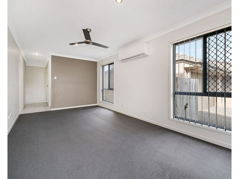 1/17 Birchgrove Crescent, Kallangur QLD 4503