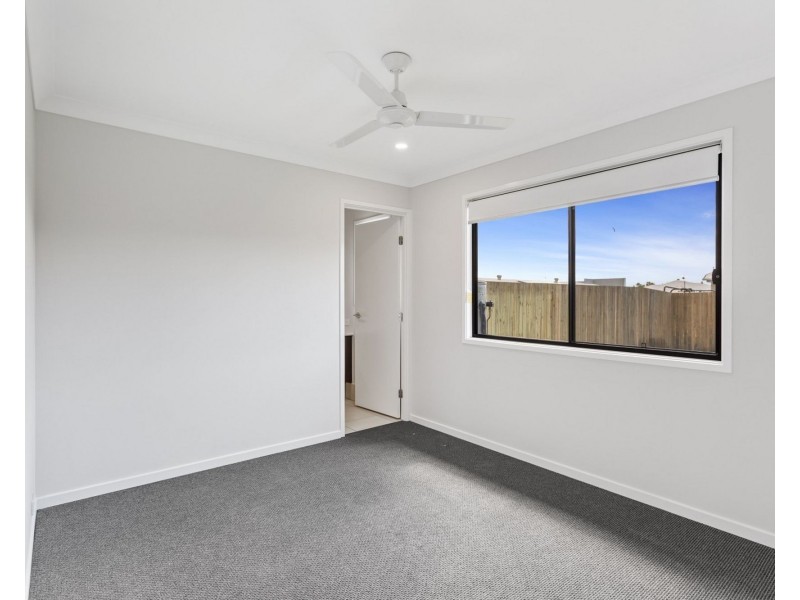 1/27 Neale Road, Morayfield QLD 4506