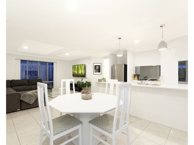 7 Grainger Circuit, Burpengary QLD 4505