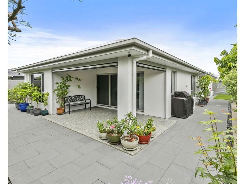 32 Callisia Crescent, Banksia Beach QLD 4507