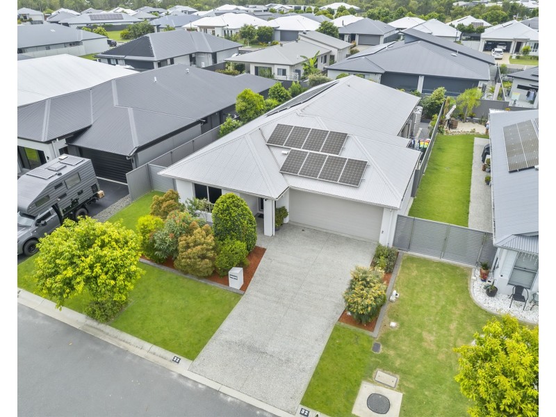 32 Callisia Crescent, Banksia Beach QLD 4507