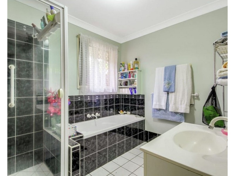 16 Tea Tree Court, Burpengary QLD 4505