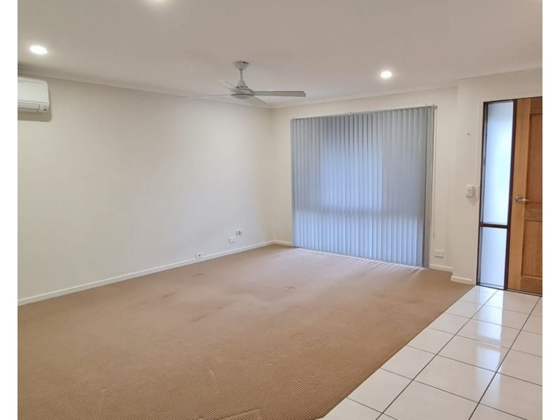 4 Wyara Court, Petrie QLD 4502