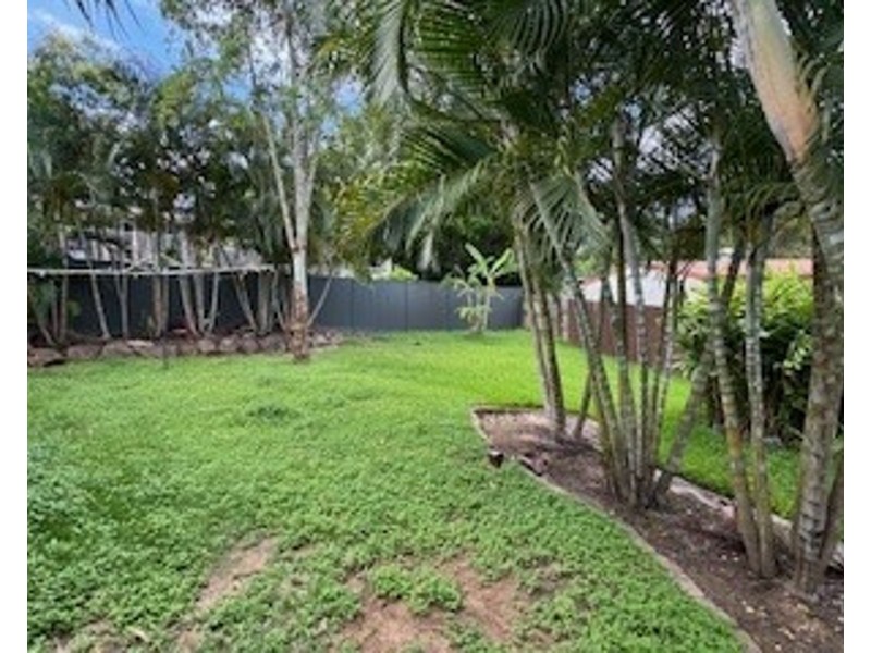 4 Wyara Court, Petrie QLD 4502