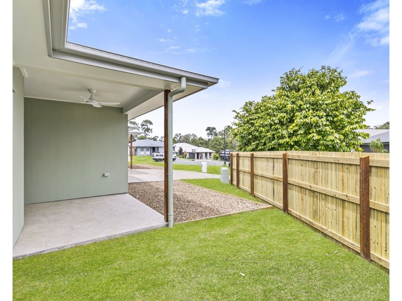 2/7 Neale Road, Morayfield QLD 4506