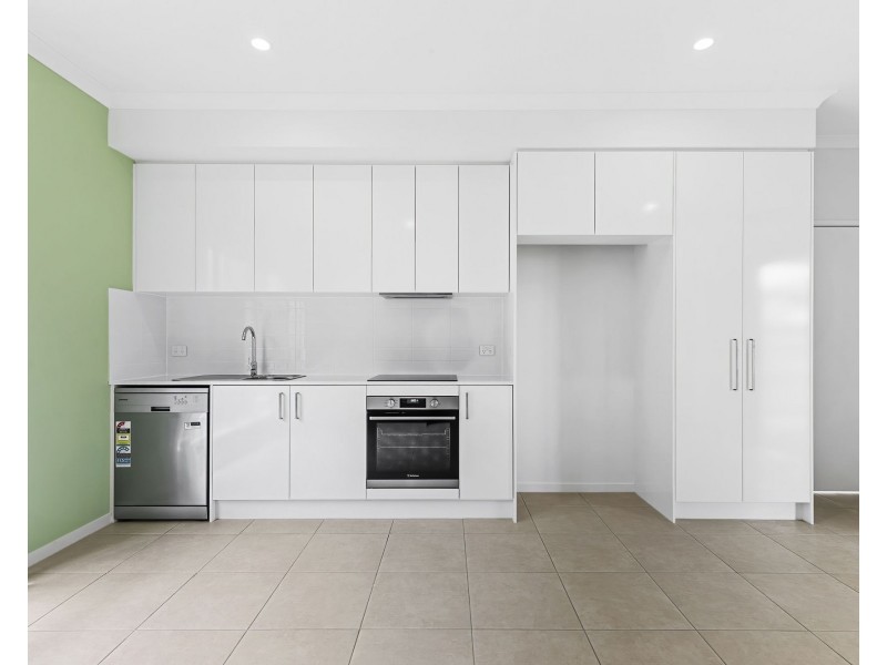 2/7 Neale Road, Morayfield QLD 4506