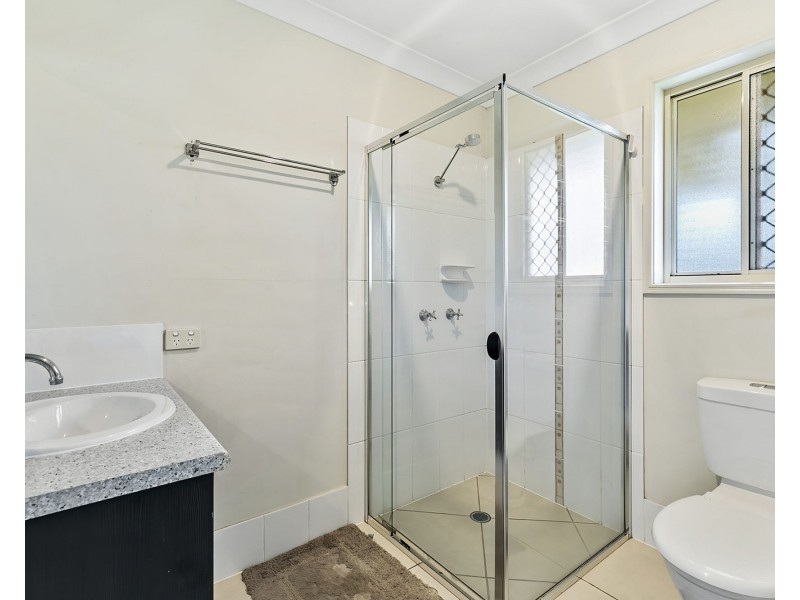 19 Outlook Court, Kallangur QLD 4503