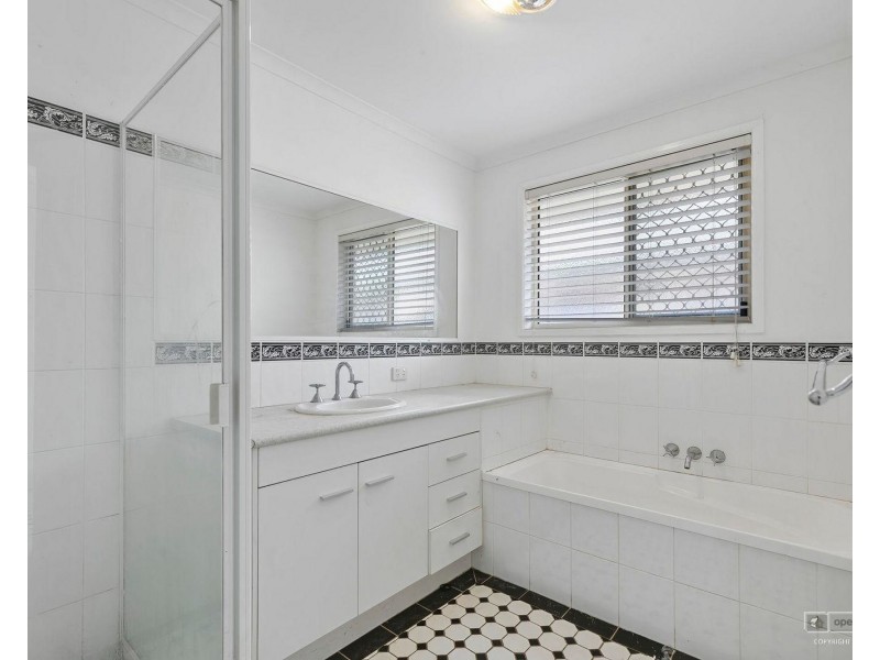 15 Garden Terrace, Kallangur QLD 4503