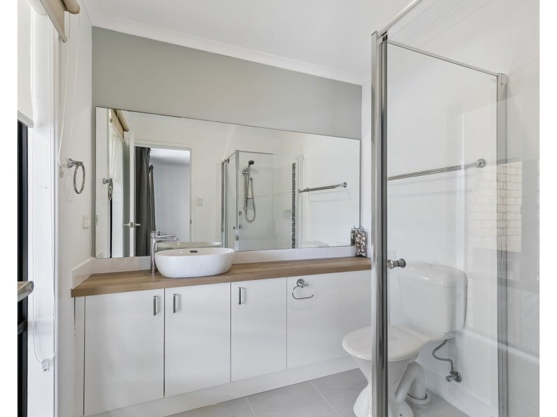62 Pine River Drive, Murrumba Downs QLD 4503