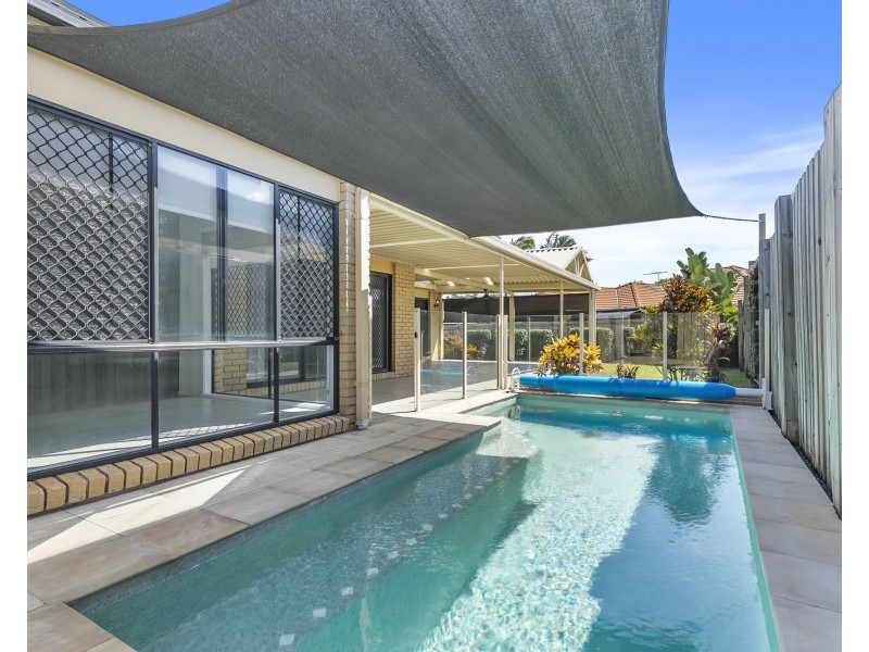 62 Pine River Drive, Murrumba Downs QLD 4503