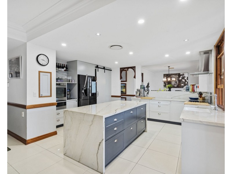 7 Hawkhurst Court, Murrumba Downs QLD 4503