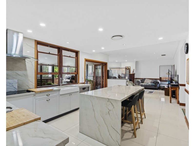 7 Hawkhurst Court, Murrumba Downs QLD 4503