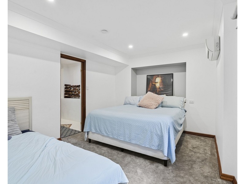 7 Hawkhurst Court, Murrumba Downs QLD 4503