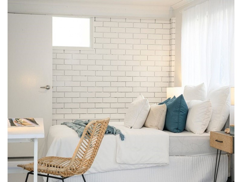 27 Seymour St, Deception Bay QLD 4508