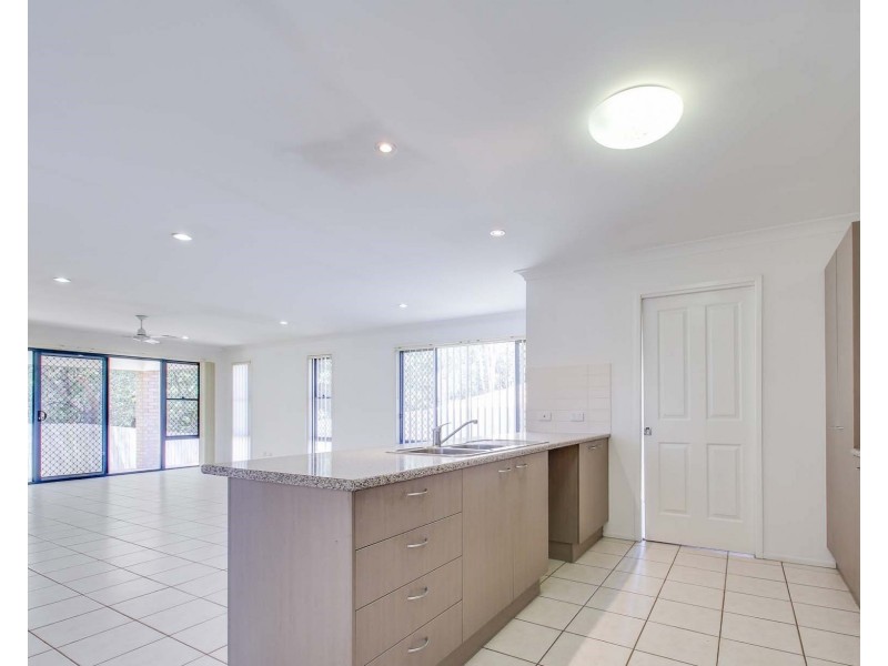 55 Allison Drive, Kallangur QLD 4503