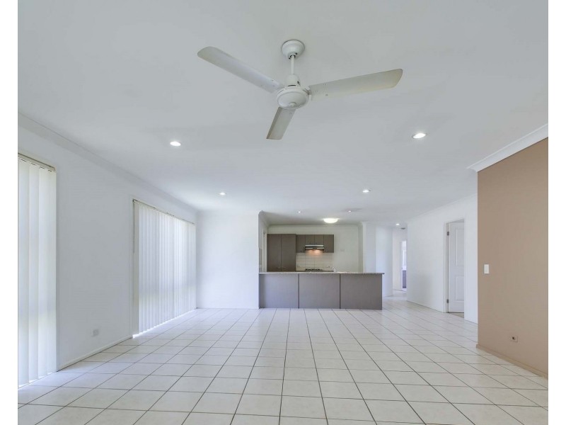 55 Allison Drive, Kallangur QLD 4503