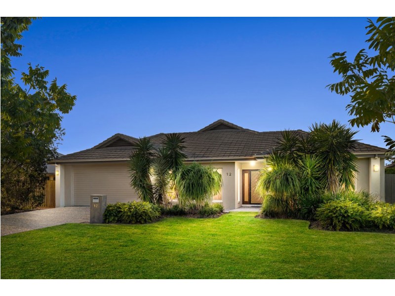 12 Lookout Place, Narangba QLD 4504