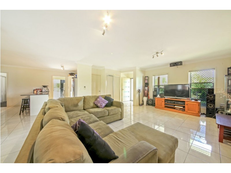 4 Huron Place, Narangba QLD 4504