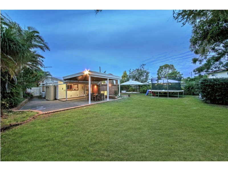 4 Lerose Avenue, Kallangur QLD 4503