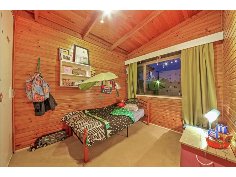 4 Lerose Avenue, Kallangur QLD 4503