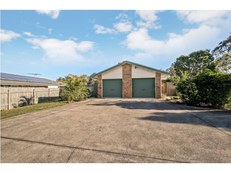 4 Farrer Court, Morayfield QLD 4506