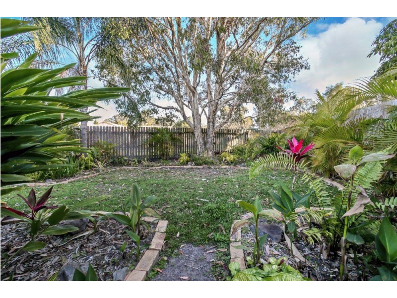 4 Farrer Court, Morayfield QLD 4506