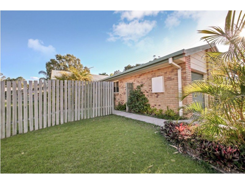 4 Farrer Court, Morayfield QLD 4506