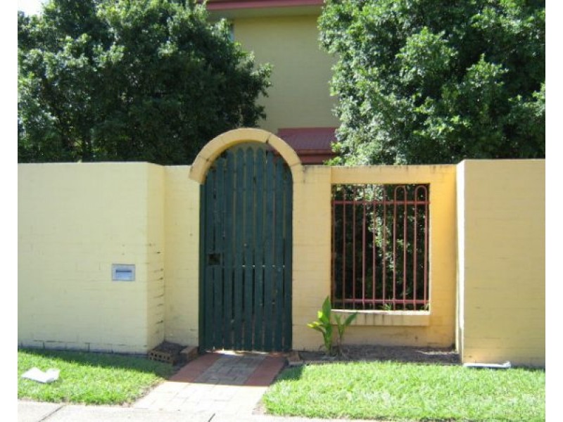 3/16 Hayes Street, Caboolture QLD 4510