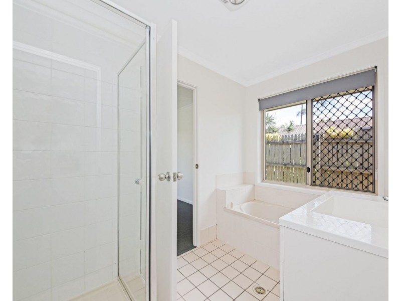 40 Walton Crescent, Murrumba Downs QLD 4503