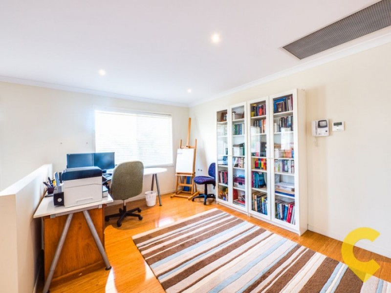 9 Allenby Close, North Lakes QLD 4509