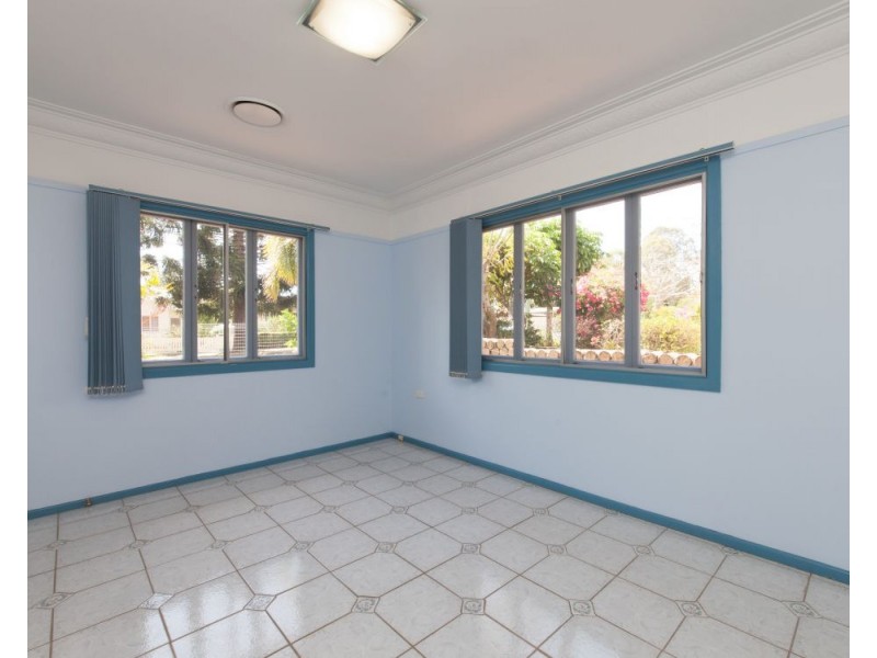 52 Holmes Street, Brighton QLD 4017