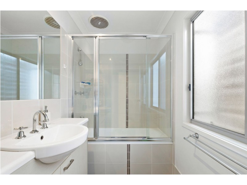 11/16 David Street, Burpengary QLD 4505