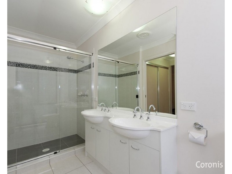 15 Sunstone Circuit, Mango Hill QLD 4509