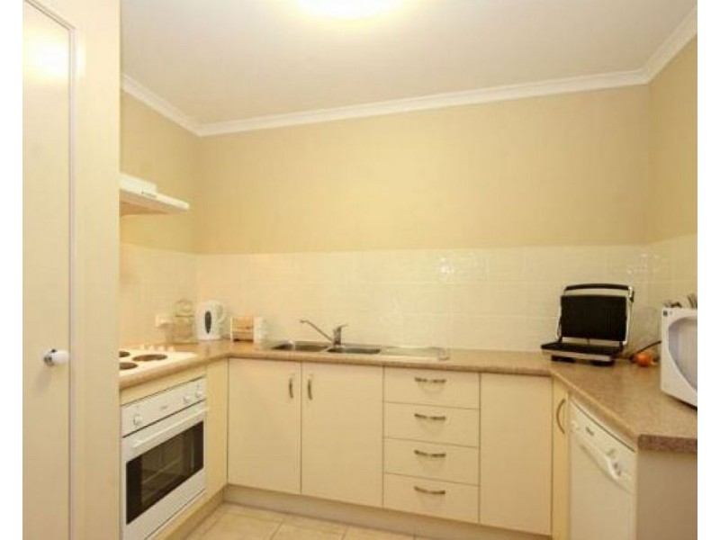 2/28 Tylah Street, Kallangur QLD 4503